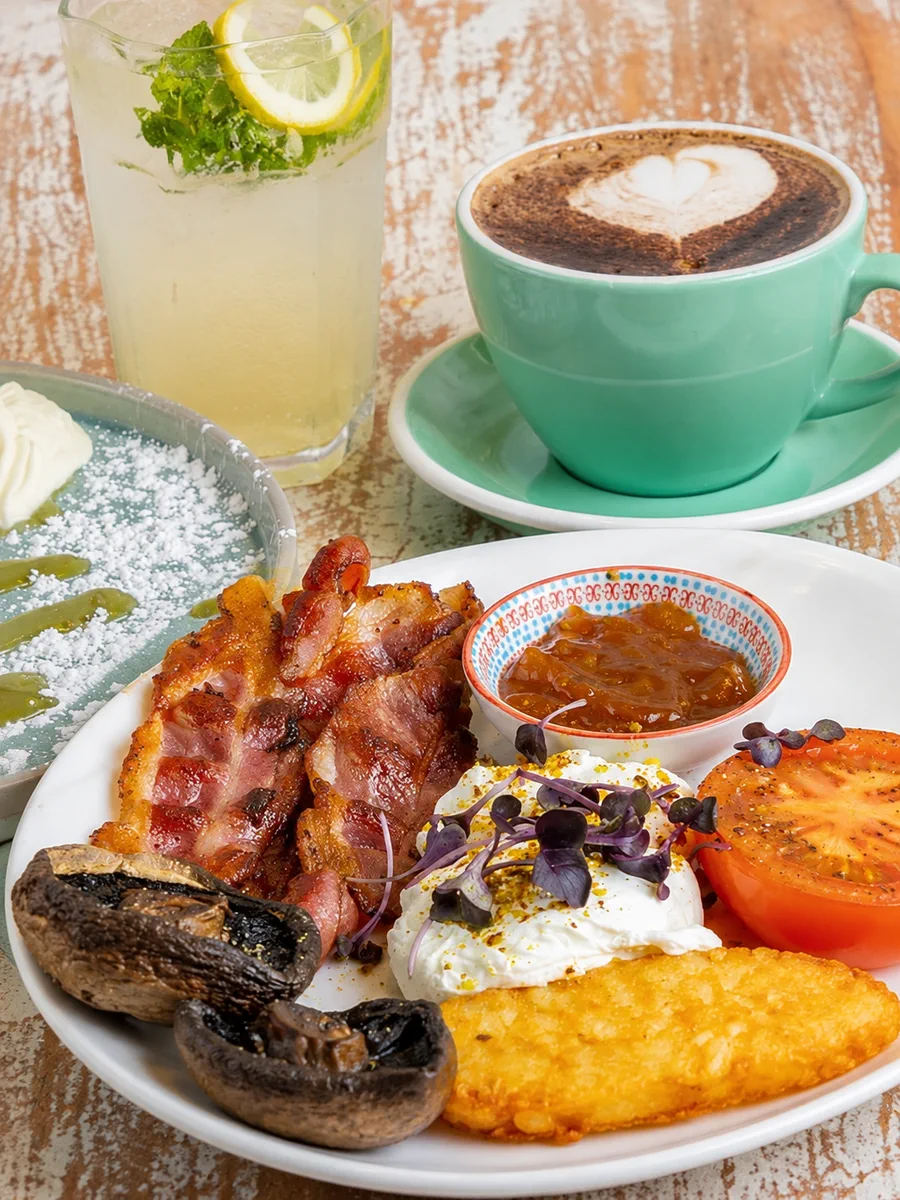 A full breakfast spread at Double Teaspoons
